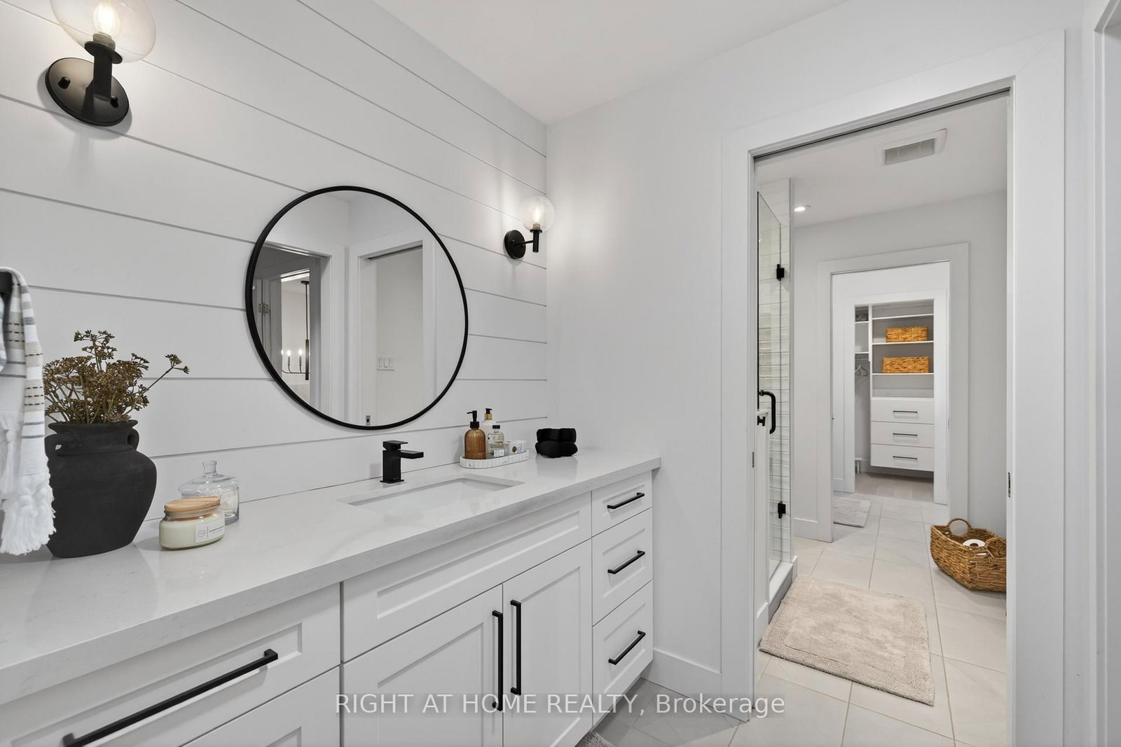 3331 Regiment Road, London South — photo 39