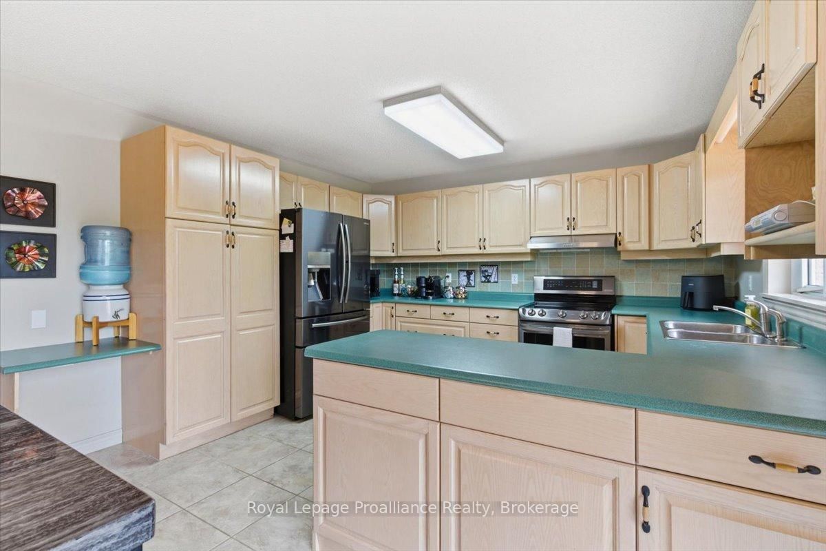 12 Experimental Farm Road • Trenton, ON photo 14
