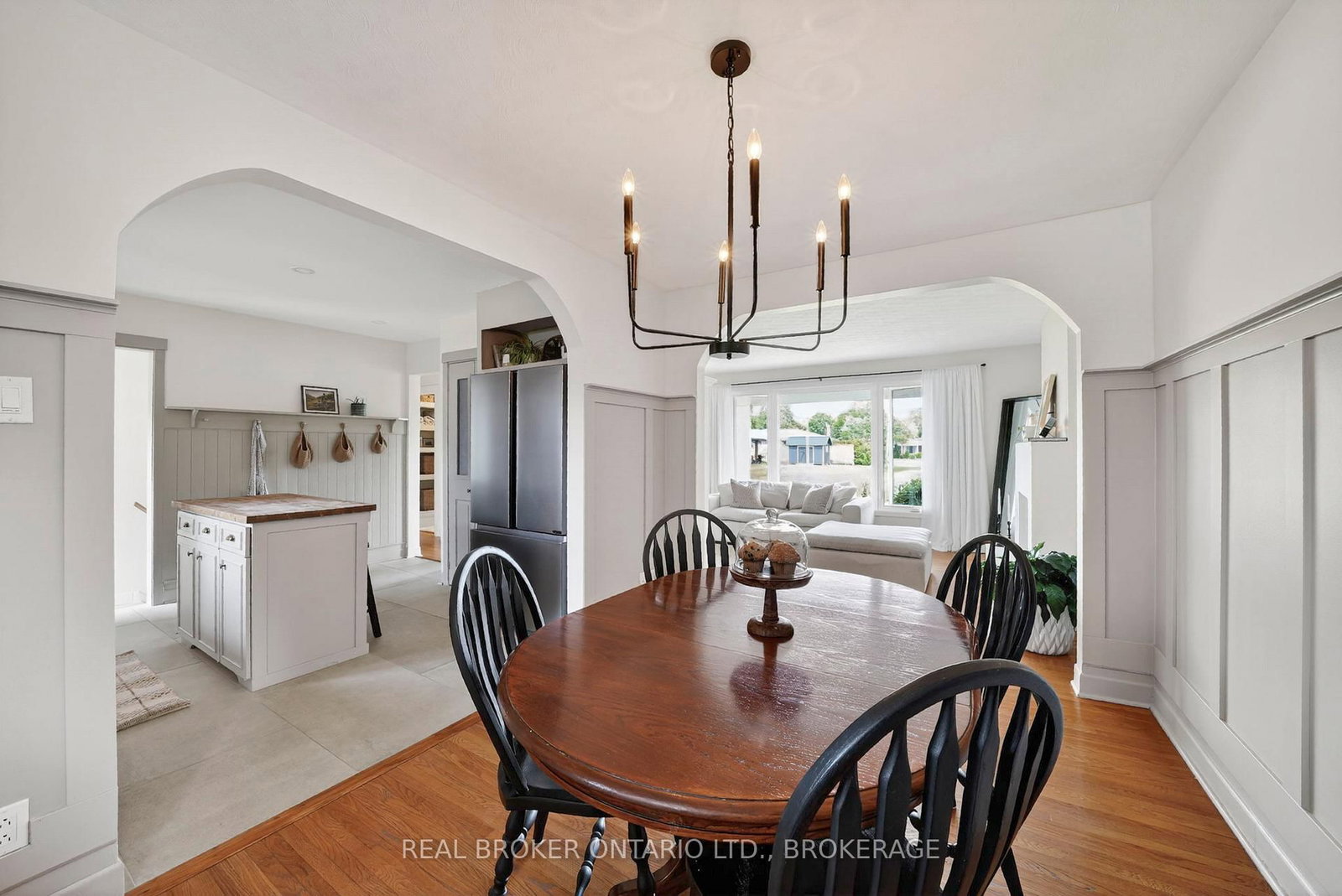 821 Haldimand Crescent • Cornwall, ON photo 9