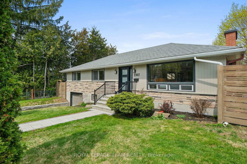 2307 Walsh Avenue, Ottawa