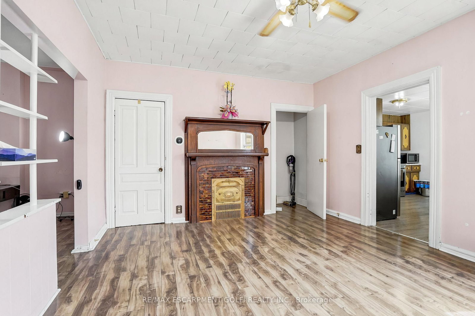 22 Cheever Street • Hamilton, ON photo 12