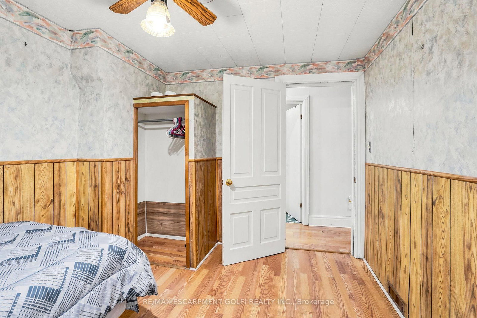 22 Cheever Street • Hamilton, ON photo 19