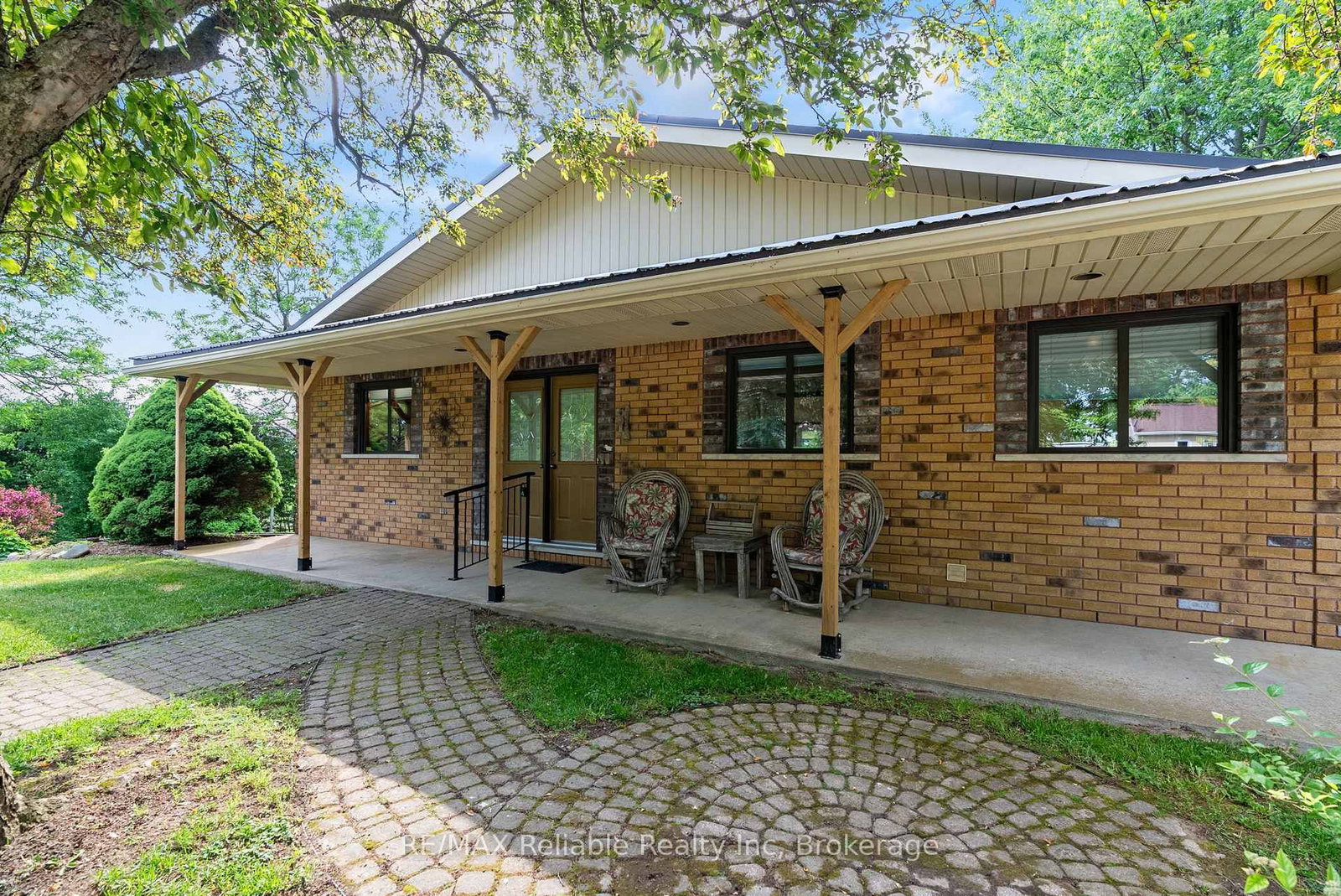 3396 Perth Road 130 • Perth South, ON photo 10