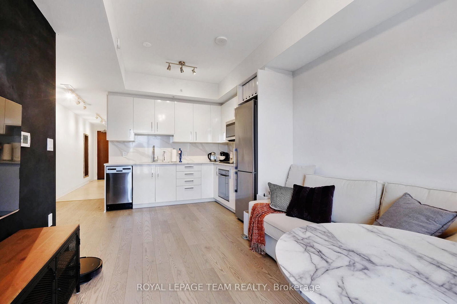 805 Carling Avenue • #1508 • Ottawa, ON photo 10