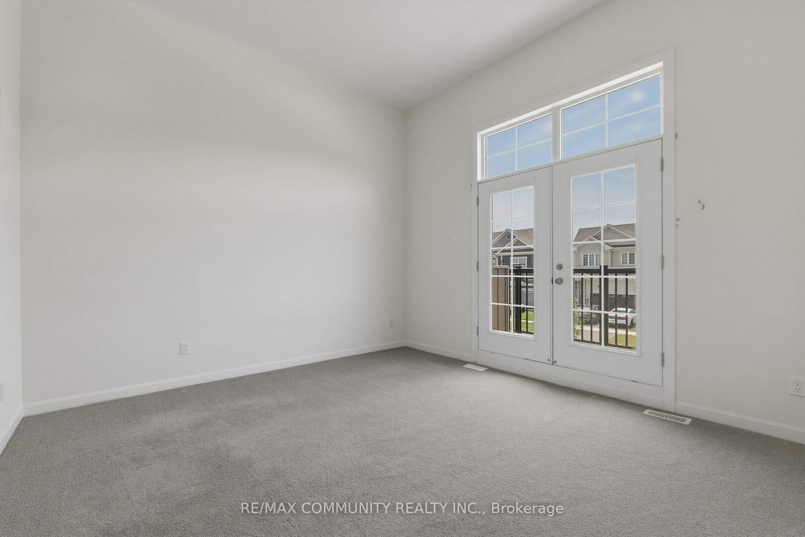 110 Oakmont Drive • Bath, ON photo 14