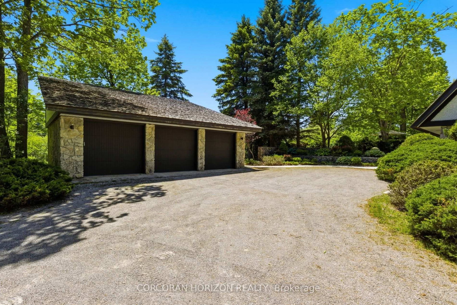 1285 Kirkwall Road • Hamilton, ON photo 47