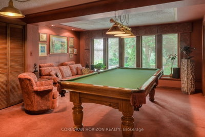1285 Kirkwall Road • Hamilton, ON photo 9