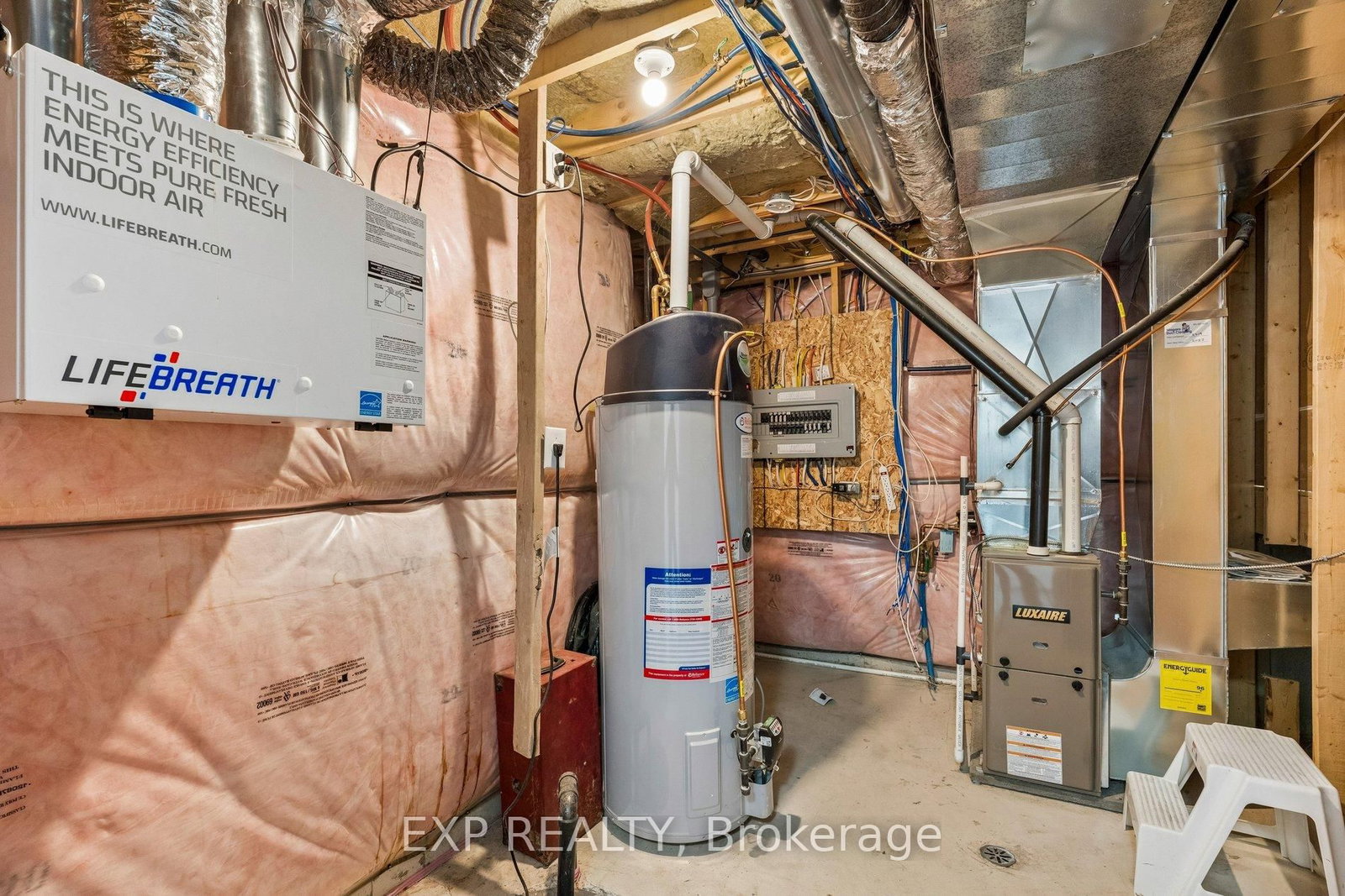 4 VIGER Drive • Welland, ON photo 37