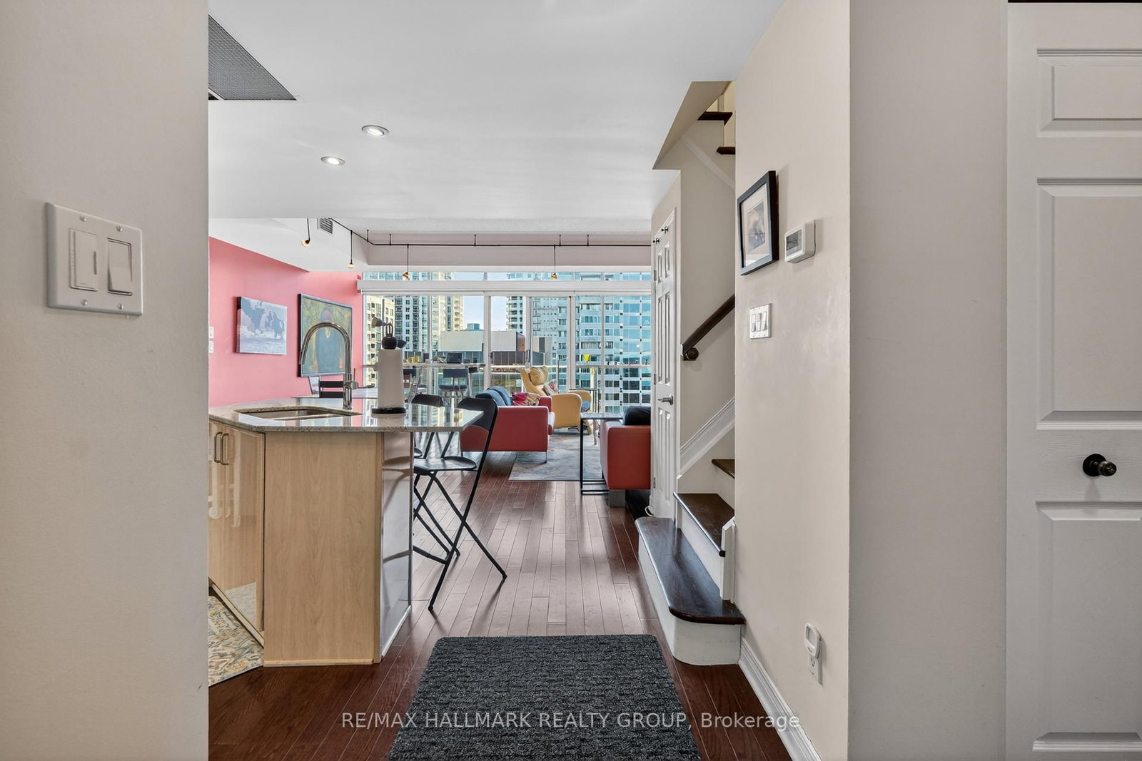 134 York Street • #PH01 • Ottawa, ON photo 4