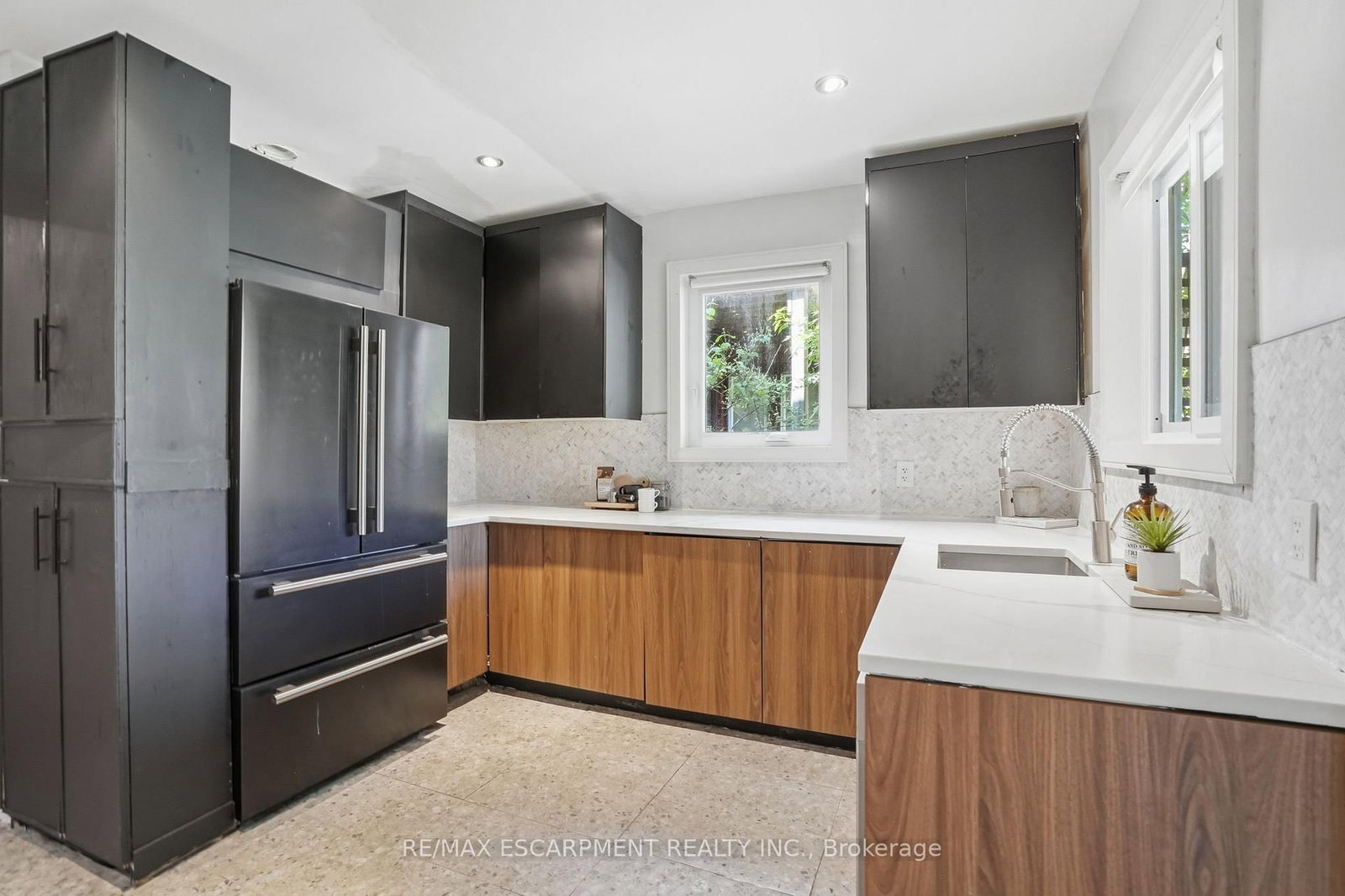 101 Victoria Avenue S • Hamilton, ON photo 19