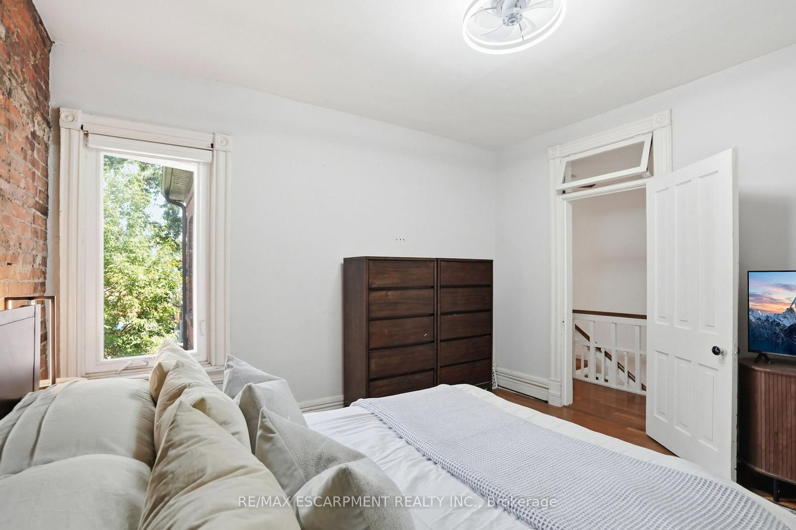 101 Victoria Avenue S • Hamilton, ON photo 25