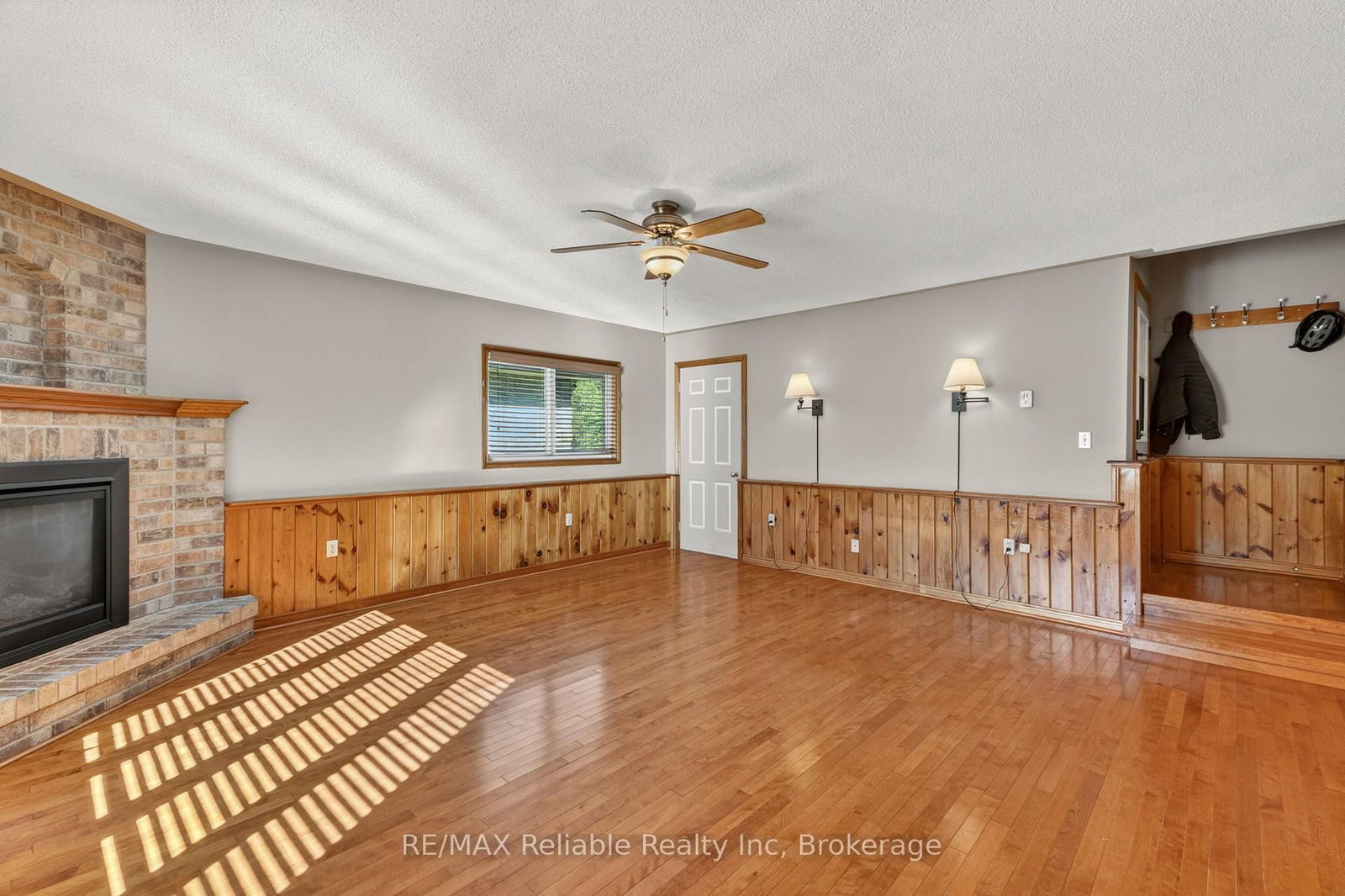 76 William Street • Huron East, ON photo 16
