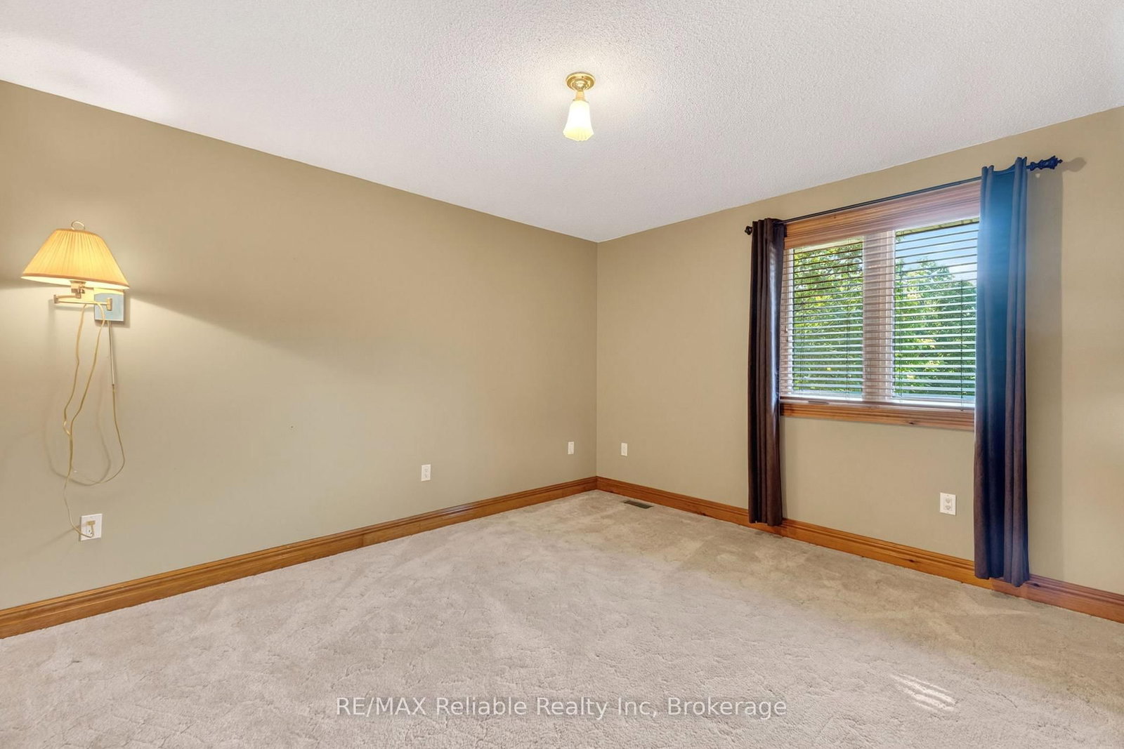 76 William Street • Huron East, ON photo 27
