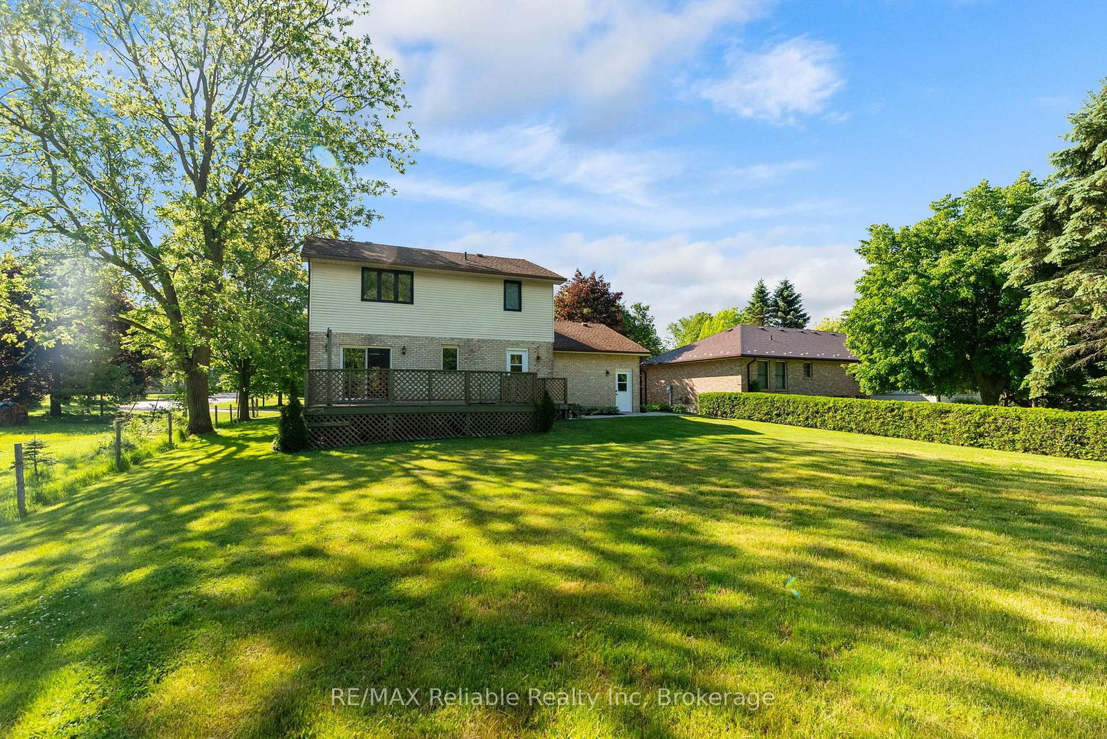 76 William Street • Huron East, ON photo 31