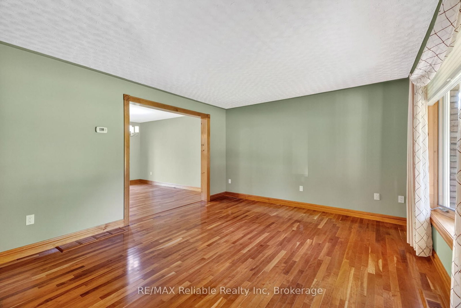 76 William Street • Huron East, ON photo 6