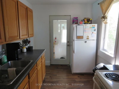 26 Meadwell Drive — more photos