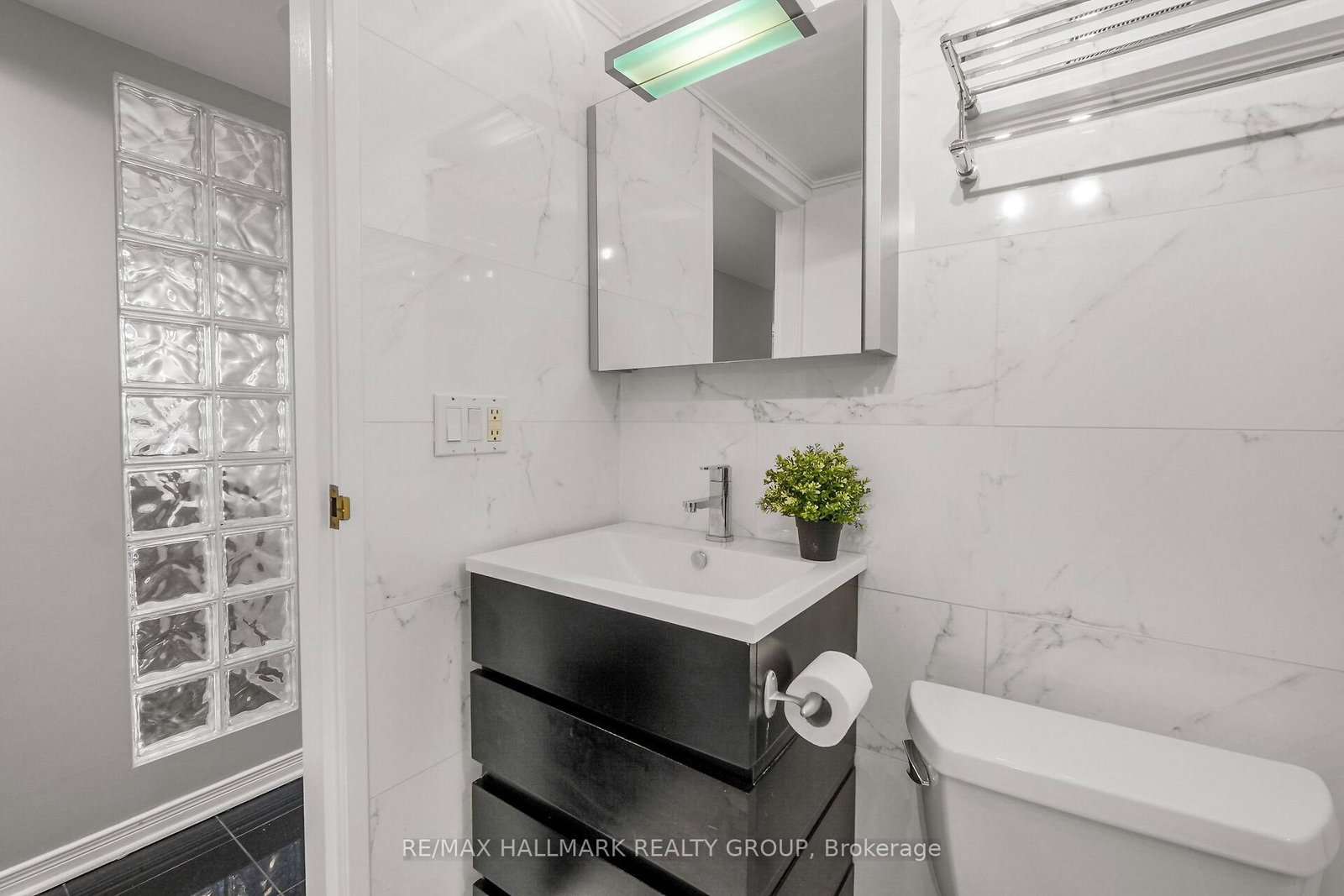 160 George Street • #1404 • Ottawa, ON photo 38