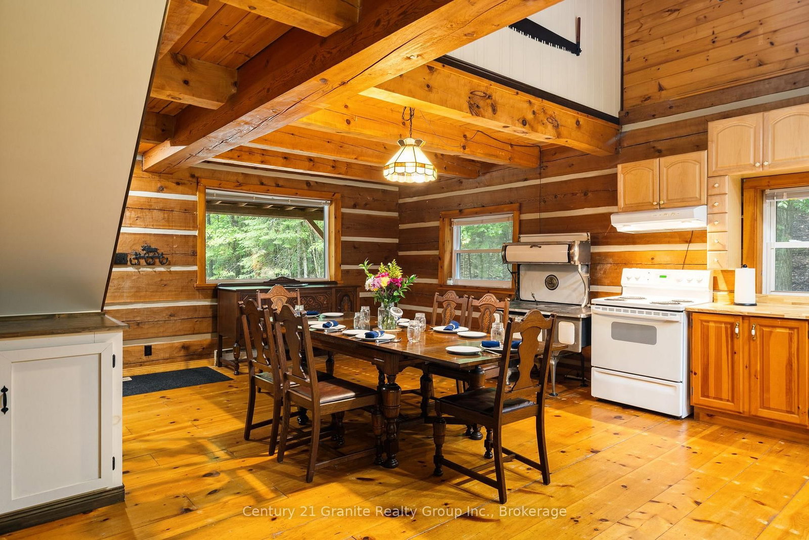 19221 Highway 118 • Highlands East, ON photo 22