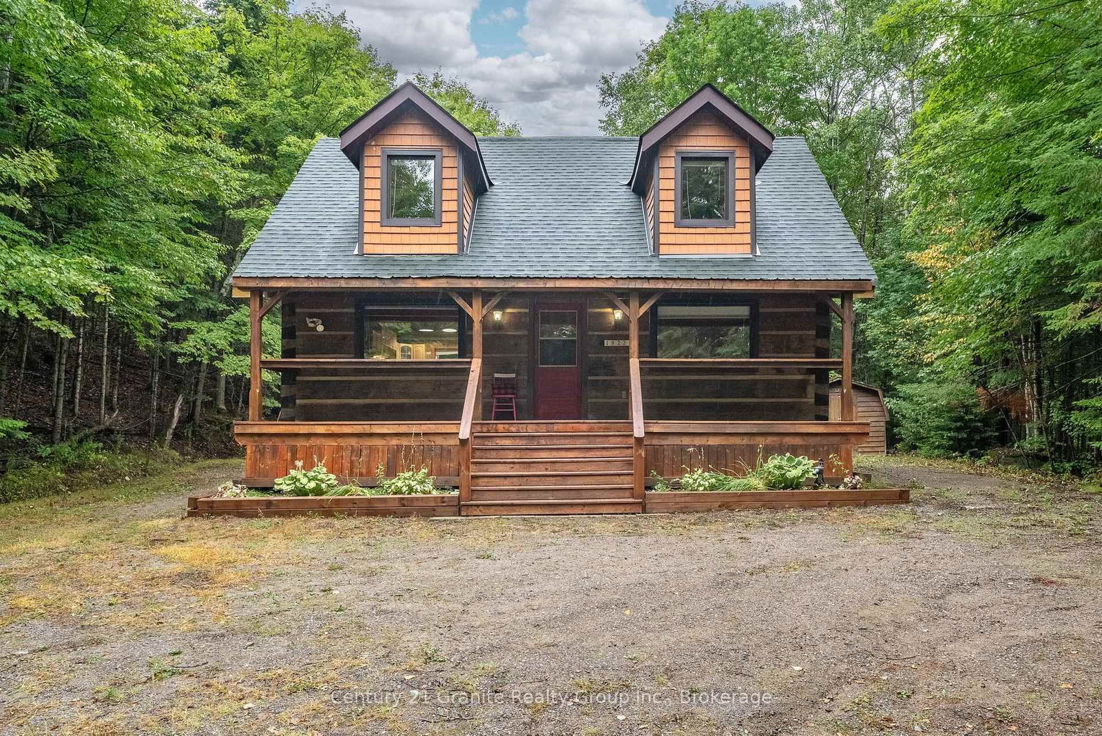 19221 Highway 118 • Highlands East, ON photo 3
