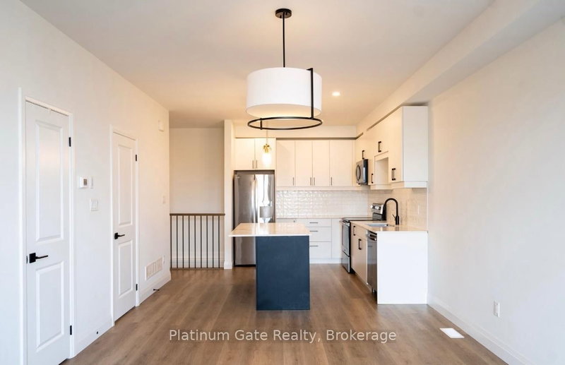 183 - 3900 SAVOY Street