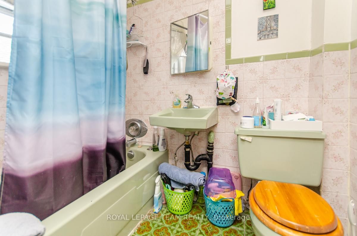 395 Mcleod Street • Ottawa, ON photo 19