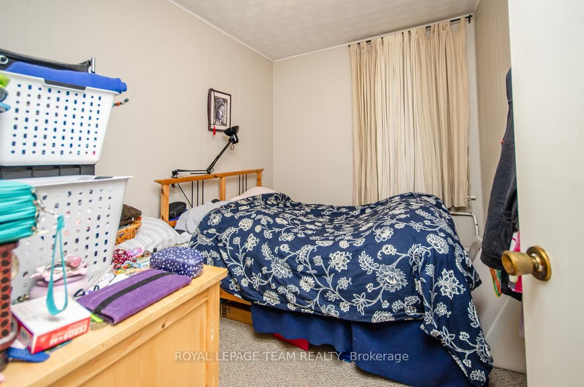 395 Mcleod Street • Ottawa, ON photo 23