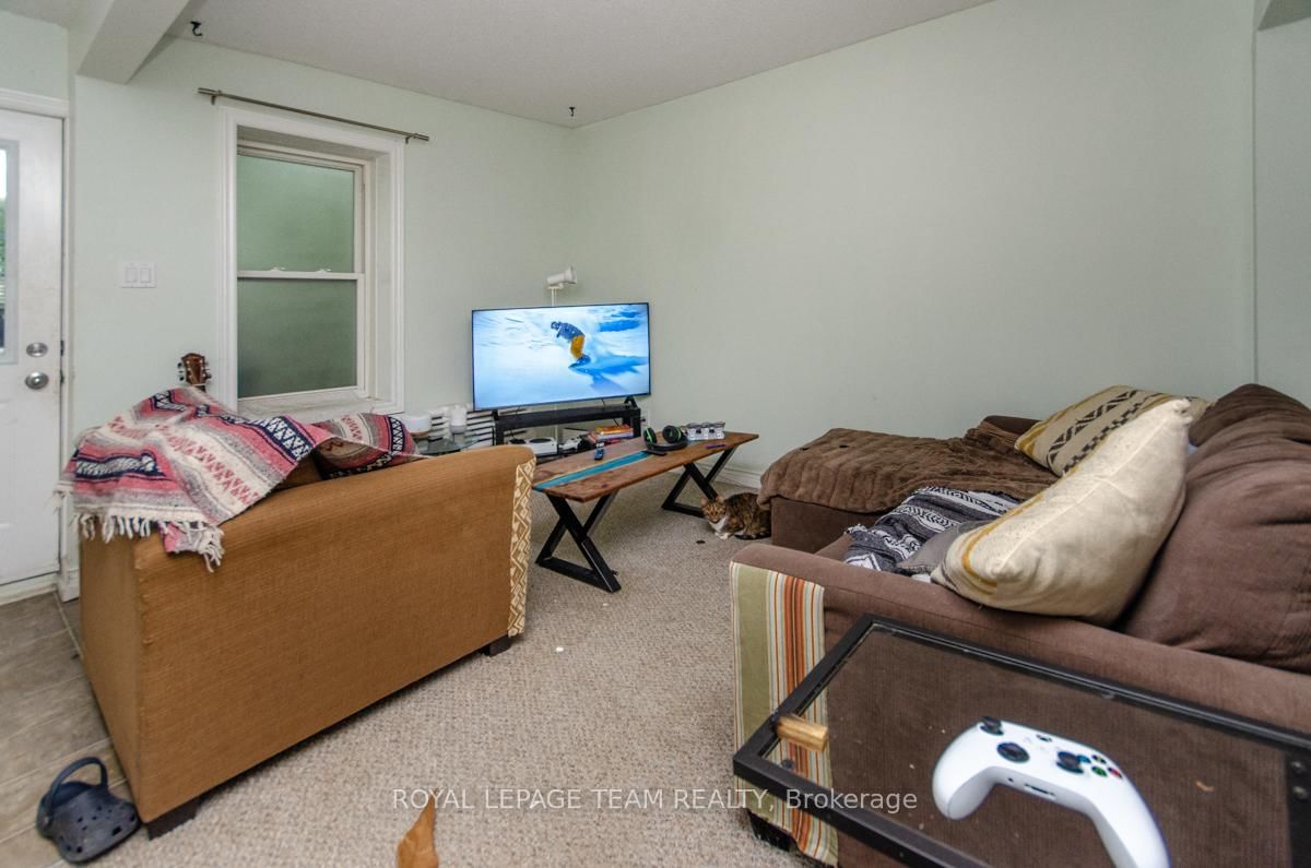 395 Mcleod Street • Ottawa, ON photo 8
