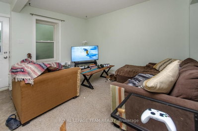 395 Mcleod Street • Ottawa, ON photo 8
