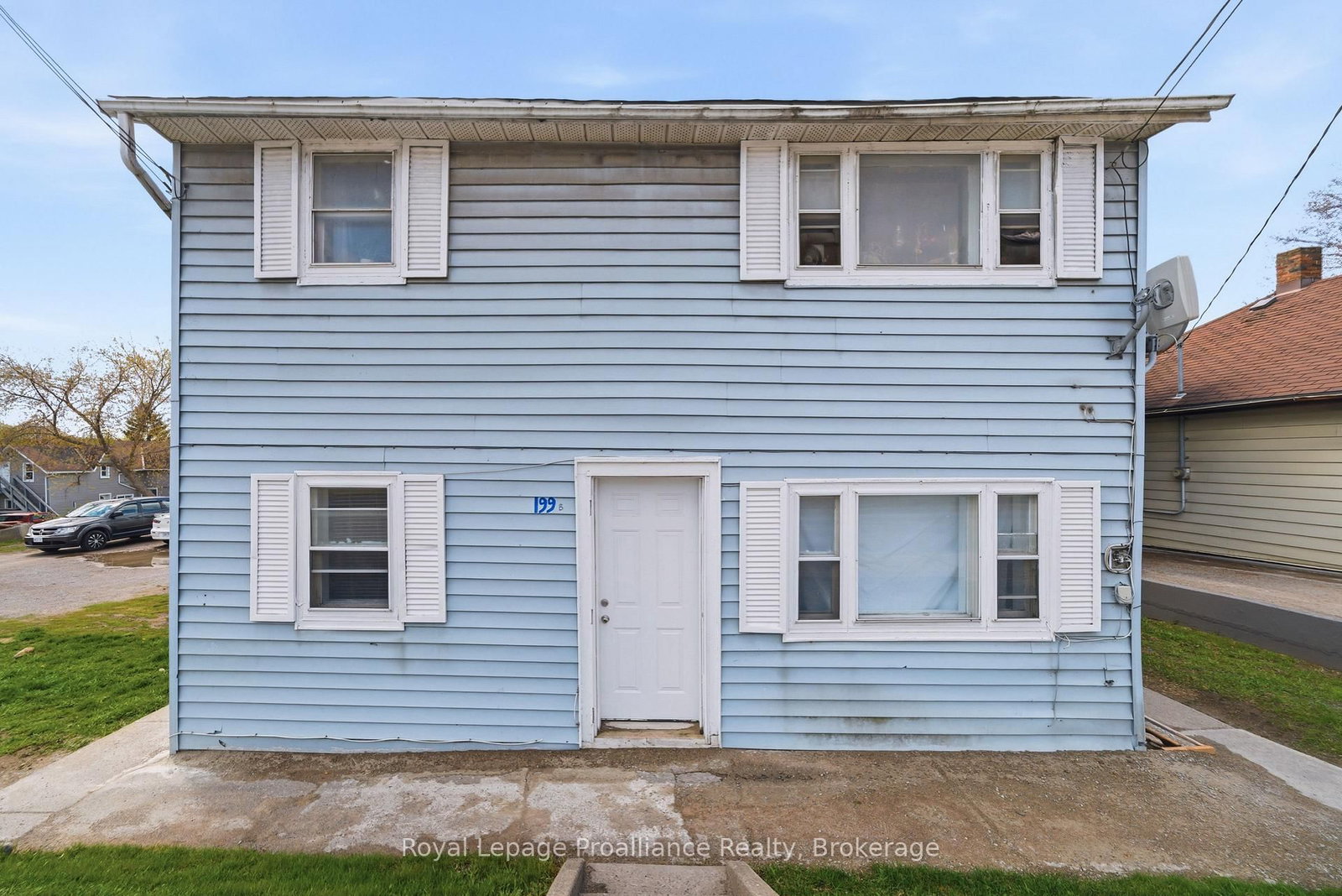 199 Dundas Street E • Quinte West, ON photo 2