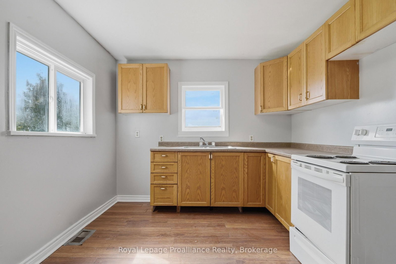 199 Dundas Street E • Quinte West, ON photo 20