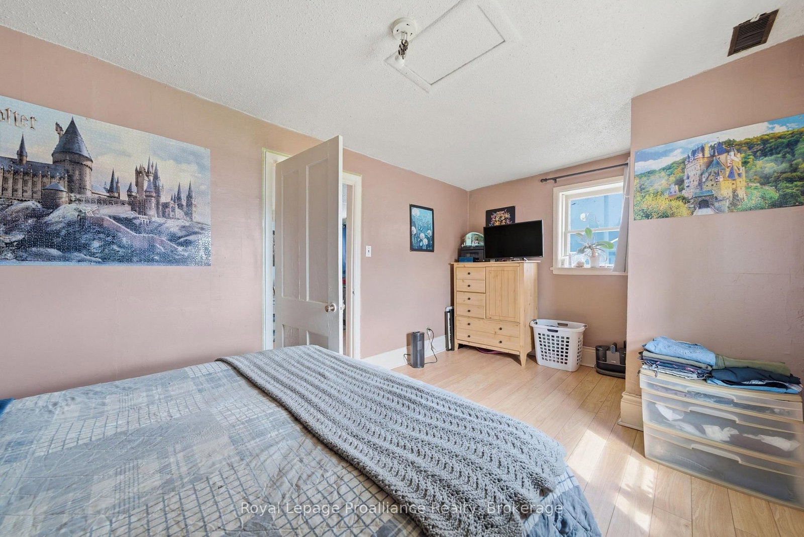 199 Dundas Street E • Quinte West, ON photo 22