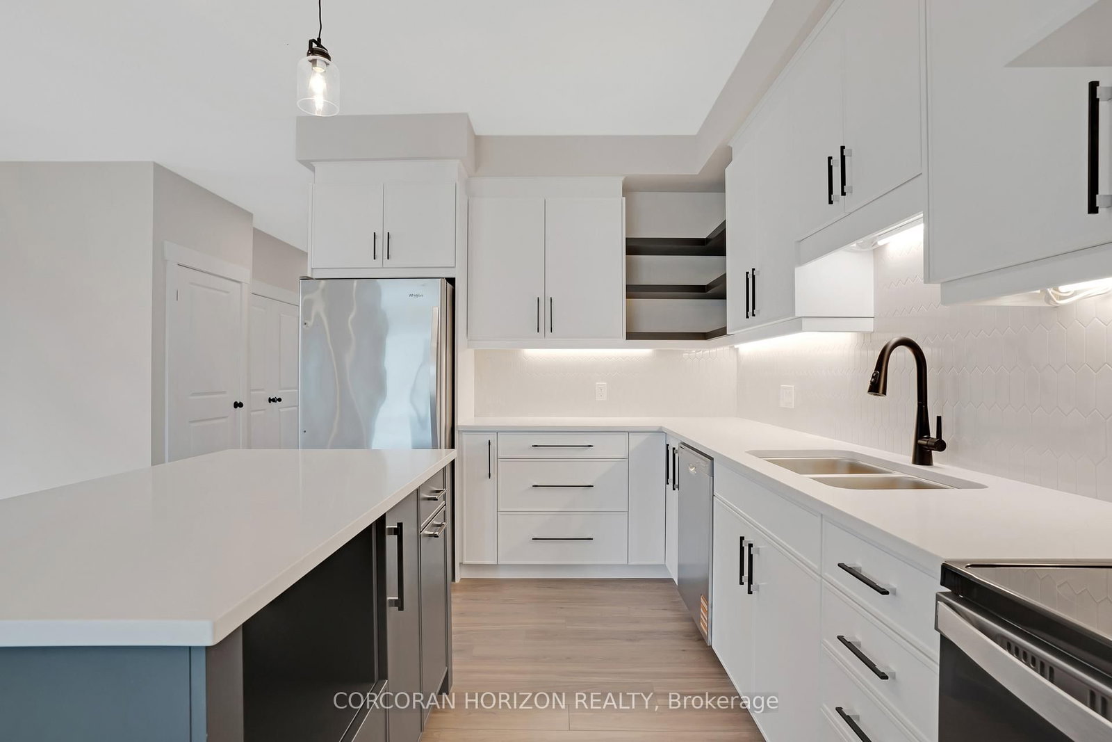 24 Moon Crescent • Cambridge, ON photo 14