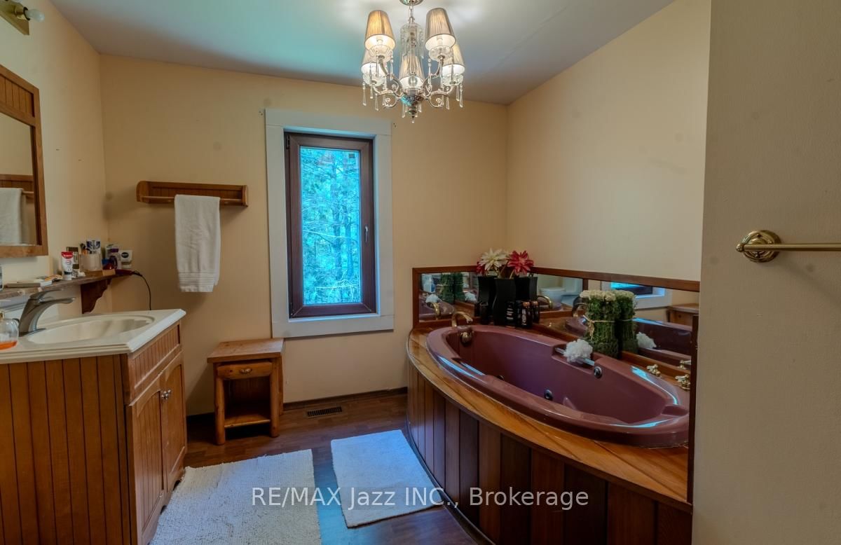 1314 Shebeshekong Road • Carling, ON photo 16