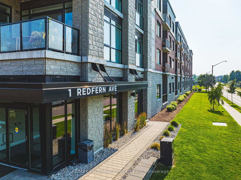 317 - 1 Redfern Avenue