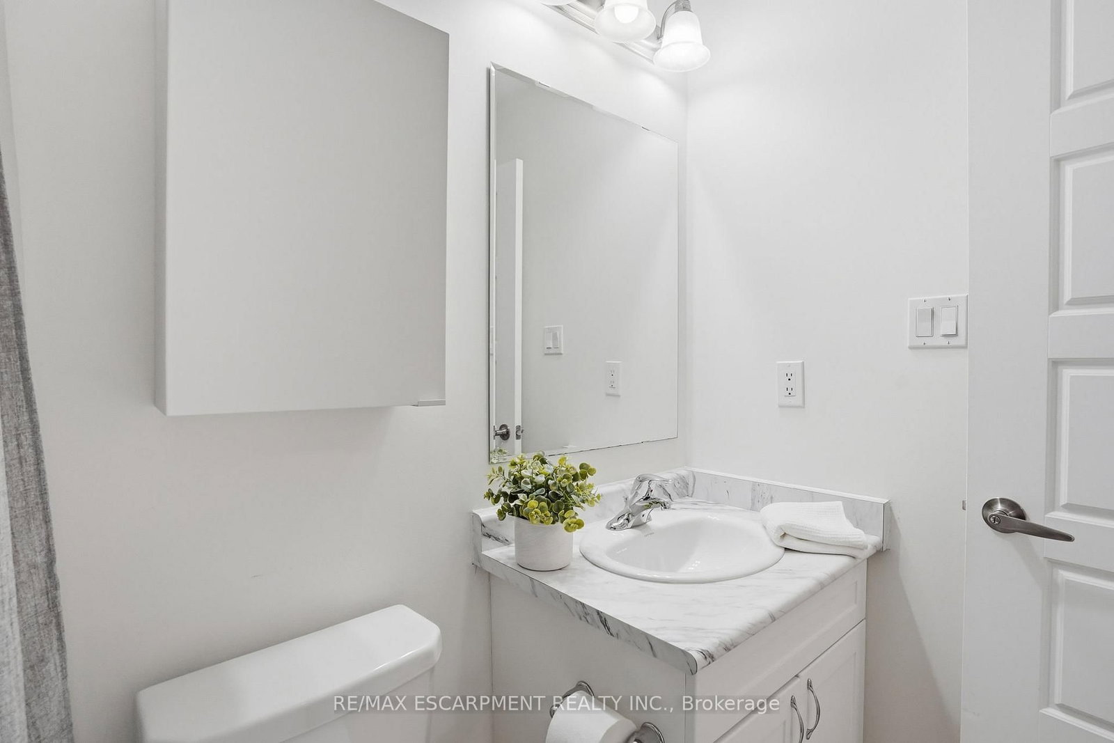 242 Waterbrook Lane • Kitchener, ON photo 31