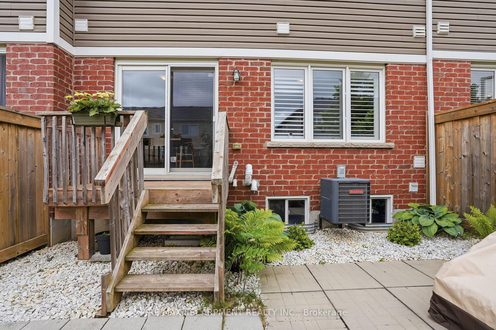 242 Waterbrook Lane • Kitchener, ON photo 33