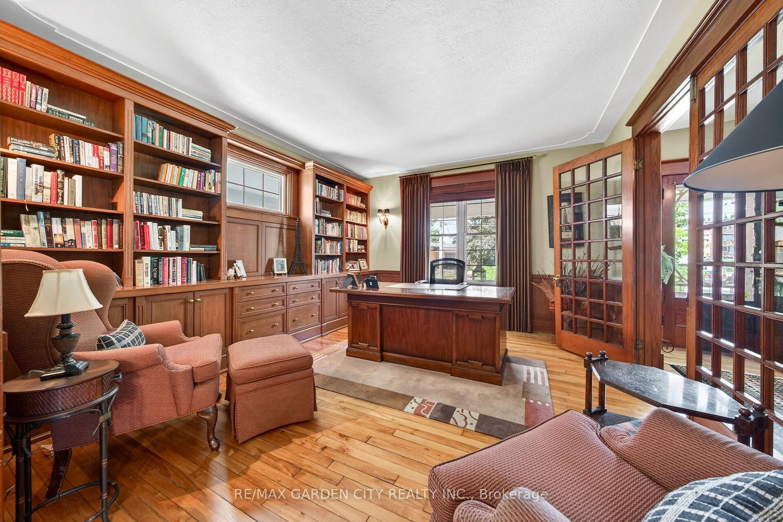 24-26 MAPLE Avenue • Grimsby, ON photo 12