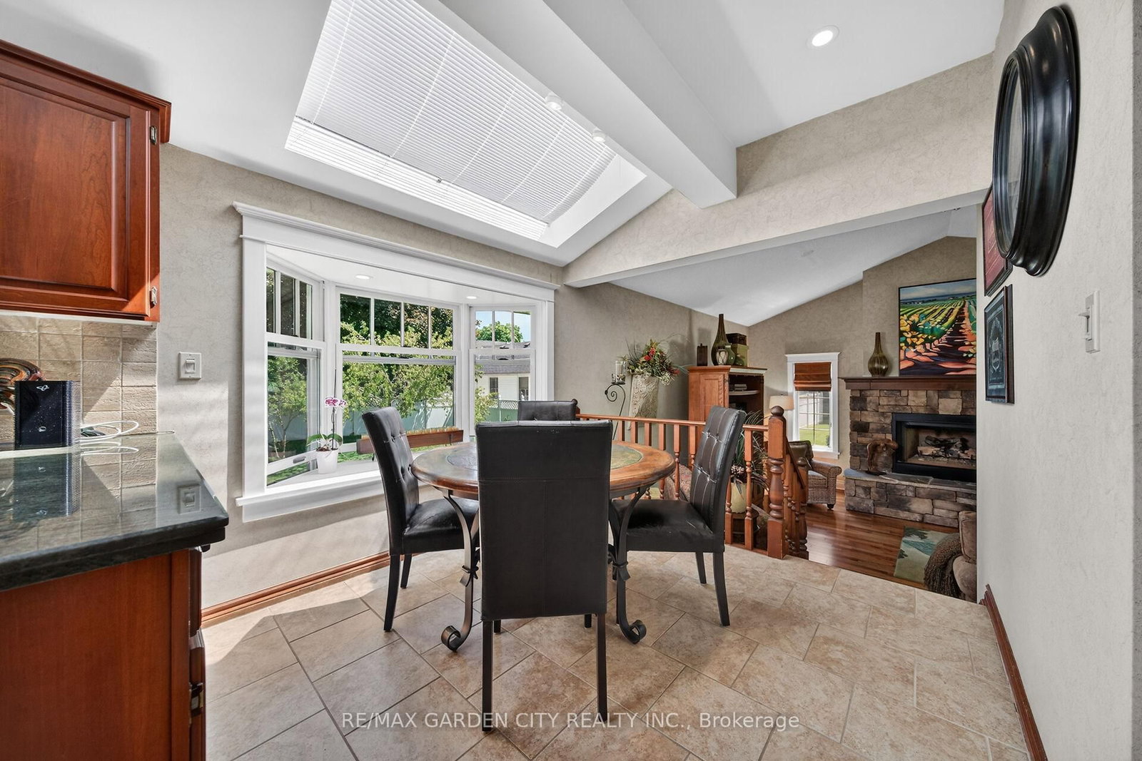 24-26 MAPLE Avenue • Grimsby, ON photo 24