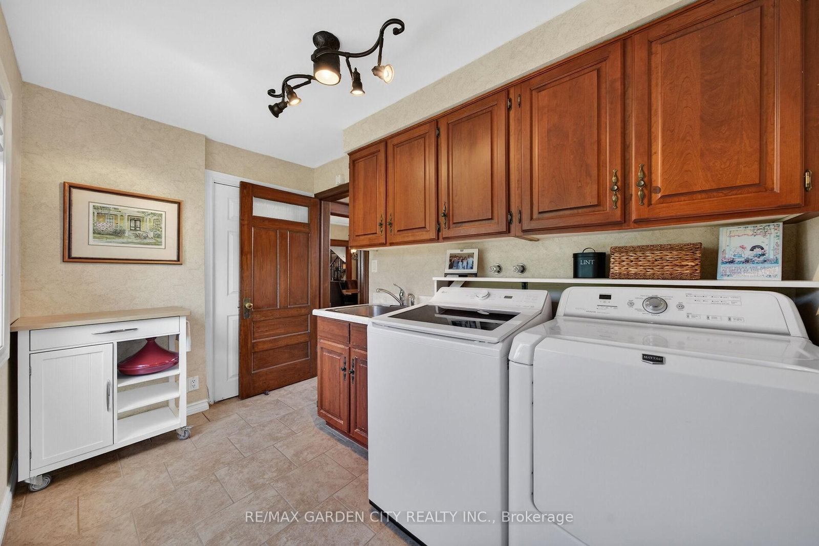 24-26 MAPLE Avenue • Grimsby, ON photo 29