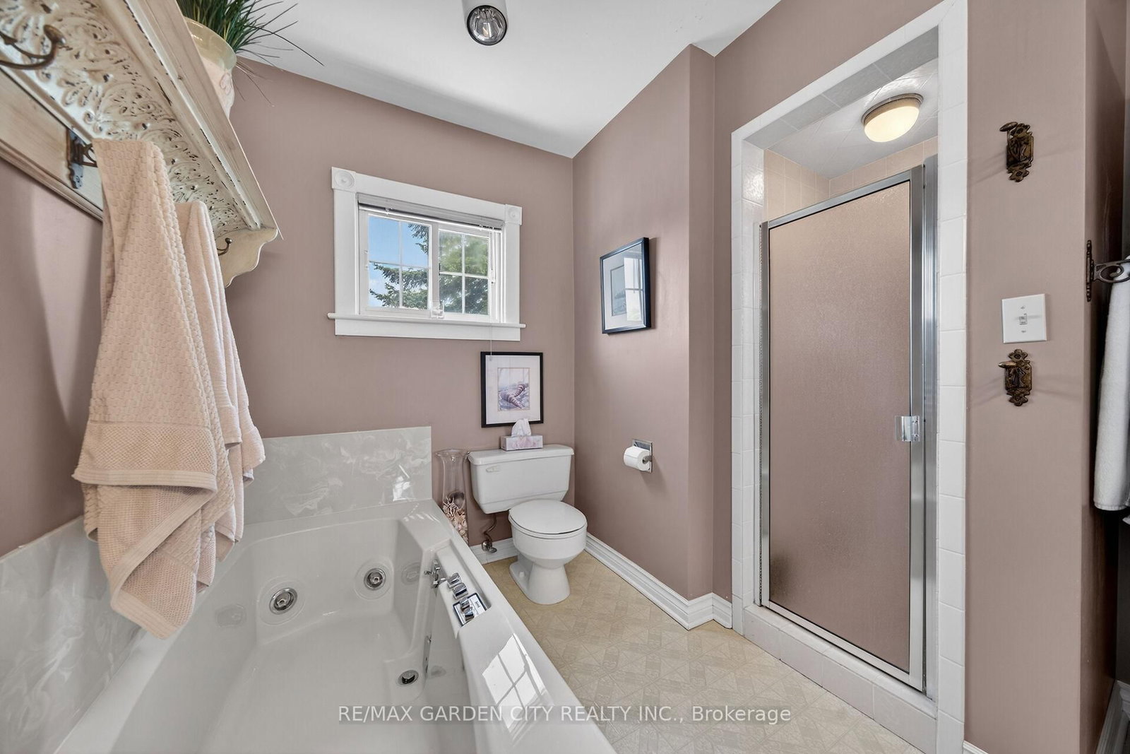 24-26 MAPLE Avenue • Grimsby, ON photo 36