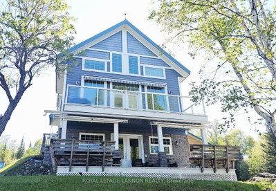 706 East Green Bay Road