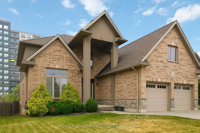 3135 Pincombe Drive