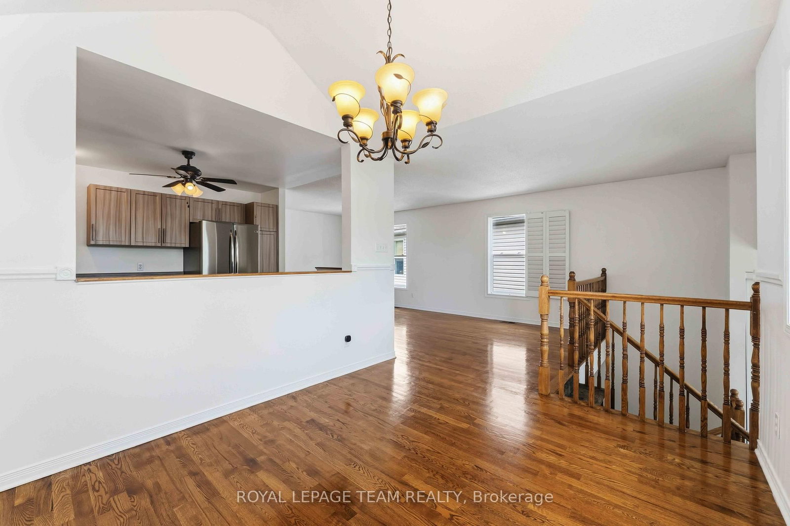 11 Saffron Court • Ottawa, ON photo 11