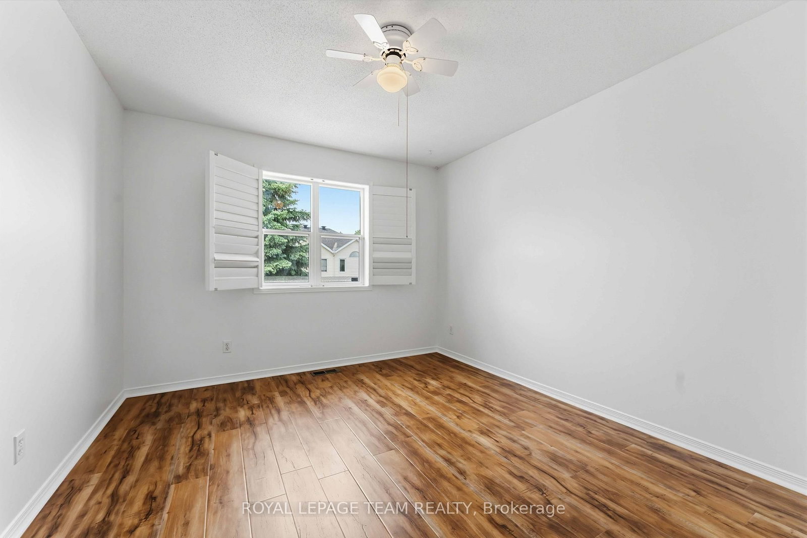 11 Saffron Court • Ottawa, ON photo 26