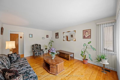 839 WESTON Drive • Ottawa, ON photo 6