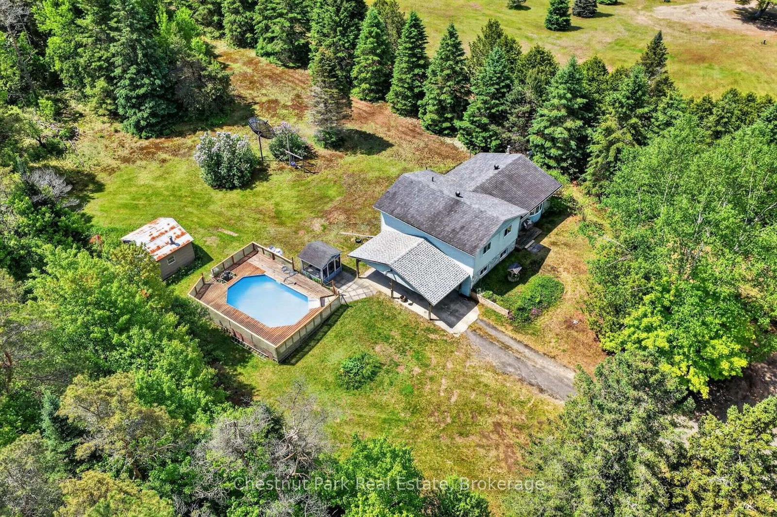 41 Hawthorn Lane • Huntsville, ON photo 3