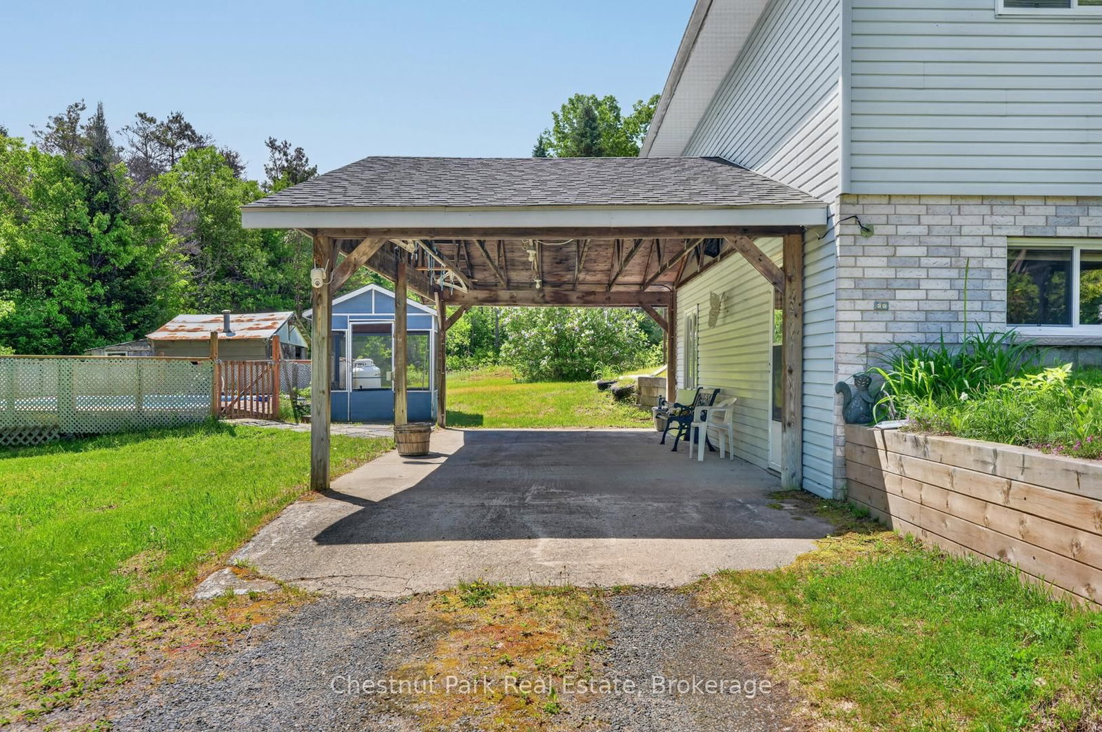 41 Hawthorn Lane • Huntsville, ON photo 5