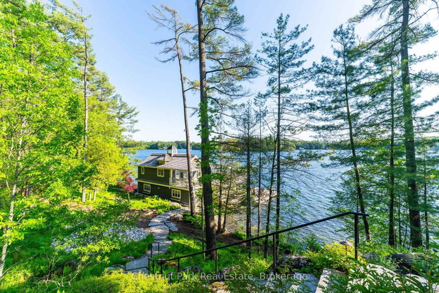 1198 & 1188 Hemlock Point Road