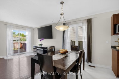 239 Baxter Street — more photos