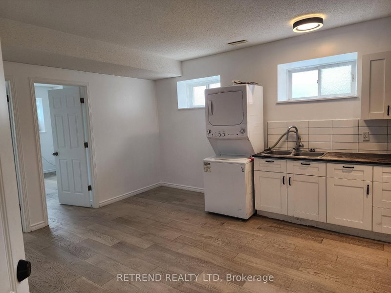 2B - 26 King Street W